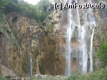 [P04] Plitvice » foto by turistro
 - 
<span class="allrVoted glyphicon glyphicon-heart hidden" id="av4562"></span>
<a class="m-l-10 hidden" id="sv4562" onclick="voting_Foto_DelVot(,4562,1278)" role="button">șterge vot <span class="glyphicon glyphicon-remove"></span></a>
<a id="v94562" class=" c-red"  onclick="voting_Foto_SetVot(4562)" role="button"><span class="glyphicon glyphicon-heart-empty"></span> <b>LIKE</b> = Votează poza</a> <img class="hidden"  id="f4562W9" src="/imagini/loader.gif" border="0" /><span class="AjErrMes hidden" id="e4562ErM"></span>