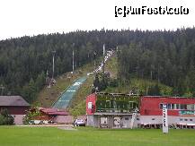 P11 [JUL-2010] Trambulina din Ramsau ,pe care schiorii se antreneaza si vara.