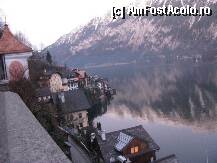 [P13] Lacul Hallstatt si cateva case din sat. » foto by cristi_an3000
 - 
<span class="allrVoted glyphicon glyphicon-heart hidden" id="av5699"></span>
<a class="m-l-10 hidden" id="sv5699" onclick="voting_Foto_DelVot(,5699,1718)" role="button">șterge vot <span class="glyphicon glyphicon-remove"></span></a>
<a id="v95699" class=" c-red"  onclick="voting_Foto_SetVot(5699)" role="button"><span class="glyphicon glyphicon-heart-empty"></span> <b>LIKE</b> = Votează poza</a> <img class="hidden"  id="f5699W9" src="/imagini/loader.gif" border="0" /><span class="AjErrMes hidden" id="e5699ErM"></span>