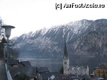 [P07] O biserica din Hallstatt, in spate se vede lacul Hallstatt. » foto by cristi_an3000
 - 
<span class="allrVoted glyphicon glyphicon-heart hidden" id="av5693"></span>
<a class="m-l-10 hidden" id="sv5693" onclick="voting_Foto_DelVot(,5693,1718)" role="button">șterge vot <span class="glyphicon glyphicon-remove"></span></a>
<a id="v95693" class=" c-red"  onclick="voting_Foto_SetVot(5693)" role="button"><span class="glyphicon glyphicon-heart-empty"></span> <b>LIKE</b> = Votează poza</a> <img class="hidden"  id="f5693W9" src="/imagini/loader.gif" border="0" /><span class="AjErrMes hidden" id="e5693ErM"></span>