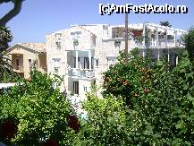 [P08] Vedere din balcon spre vilele vecine » foto by Englezu
 - 
<span class="allrVoted glyphicon glyphicon-heart hidden" id="av26503"></span>
<a class="m-l-10 hidden" id="sv26503" onclick="voting_Foto_DelVot(,26503,3070)" role="button">șterge vot <span class="glyphicon glyphicon-remove"></span></a>
<a id="v926503" class=" c-red"  onclick="voting_Foto_SetVot(26503)" role="button"><span class="glyphicon glyphicon-heart-empty"></span> <b>LIKE</b> = Votează poza</a> <img class="hidden"  id="f26503W9" src="/imagini/loader.gif" border="0" /><span class="AjErrMes hidden" id="e26503ErM"></span>