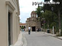 [P17] Biserica din imagine aflata la poalele Acropolelor este construita in proportie de 75% din materiale luate de pe Acropole » foto by danoradea
 - 
<span class="allrVoted glyphicon glyphicon-heart hidden" id="av24982"></span>
<a class="m-l-10 hidden" id="sv24982" onclick="voting_Foto_DelVot(,24982,3752)" role="button">șterge vot <span class="glyphicon glyphicon-remove"></span></a>
<a id="v924982" class=" c-red"  onclick="voting_Foto_SetVot(24982)" role="button"><span class="glyphicon glyphicon-heart-empty"></span> <b>LIKE</b> = Votează poza</a> <img class="hidden"  id="f24982W9" src="/imagini/loader.gif" border="0" /><span class="AjErrMes hidden" id="e24982ErM"></span>