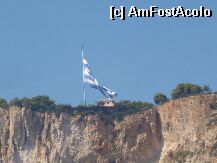 [P05] cel mai mare steag al Greciei, la Keri » foto by miana
 - 
<span class="allrVoted glyphicon glyphicon-heart hidden" id="av3832"></span>
<a class="m-l-10 hidden" id="sv3832" onclick="voting_Foto_DelVot(,3832,637)" role="button">șterge vot <span class="glyphicon glyphicon-remove"></span></a>
<a id="v93832" class=" c-red"  onclick="voting_Foto_SetVot(3832)" role="button"><span class="glyphicon glyphicon-heart-empty"></span> <b>LIKE</b> = Votează poza</a> <img class="hidden"  id="f3832W9" src="/imagini/loader.gif" border="0" /><span class="AjErrMes hidden" id="e3832ErM"></span>