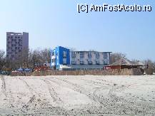 [P1x] Hotel Victory cu albastru deschis mereu » foto by ionescunic
 - 
<span class="allrVoted glyphicon glyphicon-heart hidden" id="av39371"></span>
<a class="m-l-10 hidden" id="sv39371" onclick="voting_Foto_DelVot(,39371,777)" role="button">șterge vot <span class="glyphicon glyphicon-remove"></span></a>
<a id="v939371" class=" c-red"  onclick="voting_Foto_SetVot(39371)" role="button"><span class="glyphicon glyphicon-heart-empty"></span> <b>LIKE</b> = Votează poza</a> <img class="hidden"  id="f39371W9" src="/imagini/loader.gif" border="0" /><span class="AjErrMes hidden" id="e39371ErM"></span>