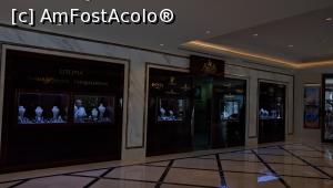 [P57] Magazin de bijuterii din hotel » foto by lilian_marius
 - 
<span class="allrVoted glyphicon glyphicon-heart hidden" id="av759821"></span>
<a class="m-l-10 hidden" id="sv759821" onclick="voting_Foto_DelVot(,759821,10)" role="button">șterge vot <span class="glyphicon glyphicon-remove"></span></a>
<a id="v9759821" class=" c-red"  onclick="voting_Foto_SetVot(759821)" role="button"><span class="glyphicon glyphicon-heart-empty"></span> <b>LIKE</b> = Votează poza</a> <img class="hidden"  id="f759821W9" src="/imagini/loader.gif" border="0" /><span class="AjErrMes hidden" id="e759821ErM"></span>