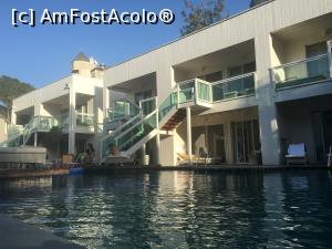 [P07] Luxury Pool Suite, vedere din apă » foto by dani.mihu
 - 
<span class="allrVoted glyphicon glyphicon-heart hidden" id="av886104"></span>
<a class="m-l-10 hidden" id="sv886104" onclick="voting_Foto_DelVot(,886104,10)" role="button">șterge vot <span class="glyphicon glyphicon-remove"></span></a>
<a id="v9886104" class=" c-red"  onclick="voting_Foto_SetVot(886104)" role="button"><span class="glyphicon glyphicon-heart-empty"></span> <b>LIKE</b> = Votează poza</a> <img class="hidden"  id="f886104W9" src="/imagini/loader.gif" border="0" /><span class="AjErrMes hidden" id="e886104ErM"></span>