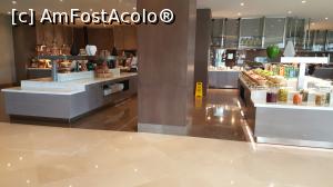 [P01] La pranz in restaurant » foto by CristianMih
 - 
<span class="allrVoted glyphicon glyphicon-heart hidden" id="av744263"></span>
<a class="m-l-10 hidden" id="sv744263" onclick="voting_Foto_DelVot(,744263,10)" role="button">șterge vot <span class="glyphicon glyphicon-remove"></span></a>
<a id="v9744263" class=" c-red"  onclick="voting_Foto_SetVot(744263)" role="button"><span class="glyphicon glyphicon-heart-empty"></span> <b>LIKE</b> = Votează poza</a> <img class="hidden"  id="f744263W9" src="/imagini/loader.gif" border="0" /><span class="AjErrMes hidden" id="e744263ErM"></span>