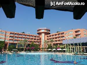 [P03] Hotelul vazut de la piscina » foto by iusti1968
 - 
<span class="allrVoted glyphicon glyphicon-heart hidden" id="av442592"></span>
<a class="m-l-10 hidden" id="sv442592" onclick="voting_Foto_DelVot(,442592,106)" role="button">șterge vot <span class="glyphicon glyphicon-remove"></span></a>
<a id="v9442592" class=" c-red"  onclick="voting_Foto_SetVot(442592)" role="button"><span class="glyphicon glyphicon-heart-empty"></span> <b>LIKE</b> = Votează poza</a> <img class="hidden"  id="f442592W9" src="/imagini/loader.gif" border="0" /><span class="AjErrMes hidden" id="e442592ErM"></span>