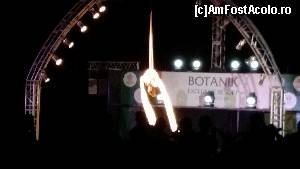 [P63] Botanik Exclusive Resort - spectacol » foto by nicole33
 - 
<span class="allrVoted glyphicon glyphicon-heart hidden" id="av644749"></span>
<a class="m-l-10 hidden" id="sv644749" onclick="voting_Foto_DelVot(,644749,175)" role="button">șterge vot <span class="glyphicon glyphicon-remove"></span></a>
<a id="v9644749" class=" c-red"  onclick="voting_Foto_SetVot(644749)" role="button"><span class="glyphicon glyphicon-heart-empty"></span> <b>LIKE</b> = Votează poza</a> <img class="hidden"  id="f644749W9" src="/imagini/loader.gif" border="0" /><span class="AjErrMes hidden" id="e644749ErM"></span>