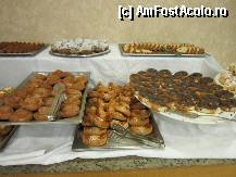 [P07] o parte din produsele de patiserie de la micul dejun » foto by nicolcrys
 - 
<span class="allrVoted glyphicon glyphicon-heart hidden" id="av308032"></span>
<a class="m-l-10 hidden" id="sv308032" onclick="voting_Foto_DelVot(,308032,19)" role="button">șterge vot <span class="glyphicon glyphicon-remove"></span></a>
<a id="v9308032" class=" c-red"  onclick="voting_Foto_SetVot(308032)" role="button"><span class="glyphicon glyphicon-heart-empty"></span> <b>LIKE</b> = Votează poza</a> <img class="hidden"  id="f308032W9" src="/imagini/loader.gif" border="0" /><span class="AjErrMes hidden" id="e308032ErM"></span>