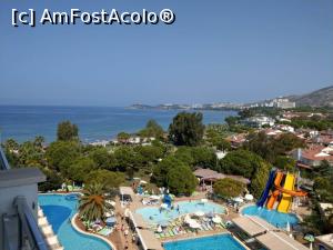 [P25] Batihan - vedere din balcon - piscine, gradina si marea » foto by GOTHIC68
 - 
<span class="allrVoted glyphicon glyphicon-heart hidden" id="av1019721"></span>
<a class="m-l-10 hidden" id="sv1019721" onclick="voting_Foto_DelVot(,1019721,20)" role="button">șterge vot <span class="glyphicon glyphicon-remove"></span></a>
<a id="v91019721" class=" c-red"  onclick="voting_Foto_SetVot(1019721)" role="button"><span class="glyphicon glyphicon-heart-empty"></span> <b>LIKE</b> = Votează poza</a> <img class="hidden"  id="f1019721W9" src="/imagini/loader.gif" border="0" /><span class="AjErrMes hidden" id="e1019721ErM"></span>