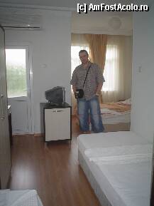 [P01] CAMERA DE HOTEL NOAPTEA INTERMEDIARA-MOTEL AYDIN/KUCCKKUIU » foto by andrutza80
 - 
<span class="allrVoted glyphicon glyphicon-heart hidden" id="av88548"></span>
<a class="m-l-10 hidden" id="sv88548" onclick="voting_Foto_DelVot(,88548,20)" role="button">șterge vot <span class="glyphicon glyphicon-remove"></span></a>
<a id="v988548" class=" c-red"  onclick="voting_Foto_SetVot(88548)" role="button"><span class="glyphicon glyphicon-heart-empty"></span> <b>LIKE</b> = Votează poza</a> <img class="hidden"  id="f88548W9" src="/imagini/loader.gif" border="0" /><span class="AjErrMes hidden" id="e88548ErM"></span>