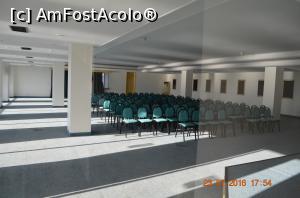 [P23] Sala de conferinta.  » foto by fregata
 - 
<span class="allrVoted glyphicon glyphicon-heart hidden" id="av768329"></span>
<a class="m-l-10 hidden" id="sv768329" onclick="voting_Foto_DelVot(,768329,214)" role="button">șterge vot <span class="glyphicon glyphicon-remove"></span></a>
<a id="v9768329" class=" c-red"  onclick="voting_Foto_SetVot(768329)" role="button"><span class="glyphicon glyphicon-heart-empty"></span> <b>LIKE</b> = Votează poza</a> <img class="hidden"  id="f768329W9" src="/imagini/loader.gif" border="0" /><span class="AjErrMes hidden" id="e768329ErM"></span>