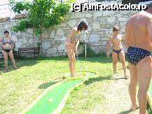 [P05] Mini golf » foto by anam33
 - 
<span class="allrVoted glyphicon glyphicon-heart hidden" id="av221125"></span>
<a class="m-l-10 hidden" id="sv221125" onclick="voting_Foto_DelVot(,221125,215)" role="button">șterge vot <span class="glyphicon glyphicon-remove"></span></a>
<a id="v9221125" class=" c-red"  onclick="voting_Foto_SetVot(221125)" role="button"><span class="glyphicon glyphicon-heart-empty"></span> <b>LIKE</b> = Votează poza</a> <img class="hidden"  id="f221125W9" src="/imagini/loader.gif" border="0" /><span class="AjErrMes hidden" id="e221125ErM"></span>