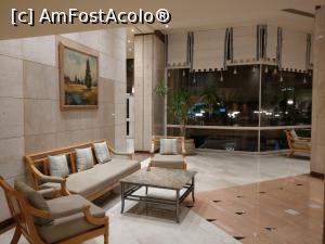 [P38] Lobby, nenumărate zone de relaxare. » foto by maryka
 - 
<span class="allrVoted glyphicon glyphicon-heart hidden" id="av1221627"></span>
<a class="m-l-10 hidden" id="sv1221627" onclick="voting_Foto_DelVot(,1221627,31)" role="button">șterge vot <span class="glyphicon glyphicon-remove"></span></a>
<a id="v91221627" class=" c-red"  onclick="voting_Foto_SetVot(1221627)" role="button"><span class="glyphicon glyphicon-heart-empty"></span> <b>LIKE</b> = Votează poza</a> <img class="hidden"  id="f1221627W9" src="/imagini/loader.gif" border="0" /><span class="AjErrMes hidden" id="e1221627ErM"></span>