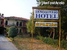 [P13] un splendid hotel intr-o locatie impunatoare- kastraki-meteora » foto by onlyoctavian
 - 
<span class="allrVoted glyphicon glyphicon-heart hidden" id="av253175"></span>
<a class="m-l-10 hidden" id="sv253175" onclick="voting_Foto_DelVot(,253175,430)" role="button">șterge vot <span class="glyphicon glyphicon-remove"></span></a>
<a id="v9253175" class=" c-red"  onclick="voting_Foto_SetVot(253175)" role="button"><span class="glyphicon glyphicon-heart-empty"></span> <b>LIKE</b> = Votează poza</a> <img class="hidden"  id="f253175W9" src="/imagini/loader.gif" border="0" /><span class="AjErrMes hidden" id="e253175ErM"></span>