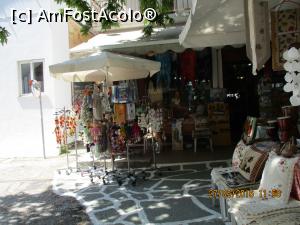 [P61] Un magazin cu de toate al septuagenarelor » foto by elviramvio
 - 
<span class="allrVoted glyphicon glyphicon-heart hidden" id="av820751"></span>
<a class="m-l-10 hidden" id="sv820751" onclick="voting_Foto_DelVot(,820751,460)" role="button">șterge vot <span class="glyphicon glyphicon-remove"></span></a>
<a id="v9820751" class=" c-red"  onclick="voting_Foto_SetVot(820751)" role="button"><span class="glyphicon glyphicon-heart-empty"></span> <b>LIKE</b> = Votează poza</a> <img class="hidden"  id="f820751W9" src="/imagini/loader.gif" border="0" /><span class="AjErrMes hidden" id="e820751ErM"></span>