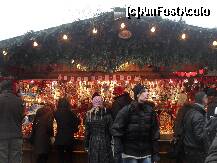 [P20] Imagine de la Targul De Craciun din Viena » foto by georgiana
 - 
<span class="allrVoted glyphicon glyphicon-heart hidden" id="av171944"></span>
<a class="m-l-10 hidden" id="sv171944" onclick="voting_Foto_DelVot(,171944,461)" role="button">șterge vot <span class="glyphicon glyphicon-remove"></span></a>
<a id="v9171944" class=" c-red"  onclick="voting_Foto_SetVot(171944)" role="button"><span class="glyphicon glyphicon-heart-empty"></span> <b>LIKE</b> = Votează poza</a> <img class="hidden"  id="f171944W9" src="/imagini/loader.gif" border="0" /><span class="AjErrMes hidden" id="e171944ErM"></span>