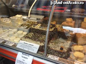 [P49] Viena - Naschmarkt » foto by mishu
 - 
<span class="allrVoted glyphicon glyphicon-heart hidden" id="av702547"></span>
<a class="m-l-10 hidden" id="sv702547" onclick="voting_Foto_DelVot(,702547,461)" role="button">șterge vot <span class="glyphicon glyphicon-remove"></span></a>
<a id="v9702547" class=" c-red"  onclick="voting_Foto_SetVot(702547)" role="button"><span class="glyphicon glyphicon-heart-empty"></span> <b>LIKE</b> = Votează poza</a> <img class="hidden"  id="f702547W9" src="/imagini/loader.gif" border="0" /><span class="AjErrMes hidden" id="e702547ErM"></span>