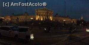 [P29] Viena seara - Parlamentul » foto by mishu
 - 
<span class="allrVoted glyphicon glyphicon-heart hidden" id="av815076"></span>
<a class="m-l-10 hidden" id="sv815076" onclick="voting_Foto_DelVot(,815076,461)" role="button">șterge vot <span class="glyphicon glyphicon-remove"></span></a>
<a id="v9815076" class=" c-red"  onclick="voting_Foto_SetVot(815076)" role="button"><span class="glyphicon glyphicon-heart-empty"></span> <b>LIKE</b> = Votează poza</a> <img class="hidden"  id="f815076W9" src="/imagini/loader.gif" border="0" /><span class="AjErrMes hidden" id="e815076ErM"></span>