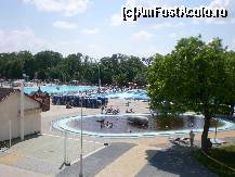 [P02] Strandul mare - Hungarospa Hajduszoboszlo - vedere spre unul din bazinele termale. » foto by presario
 - 
<span class="allrVoted glyphicon glyphicon-heart hidden" id="av77695"></span>
<a class="m-l-10 hidden" id="sv77695" onclick="voting_Foto_DelVot(,77695,463)" role="button">șterge vot <span class="glyphicon glyphicon-remove"></span></a>
<a id="v977695" class=" c-red"  onclick="voting_Foto_SetVot(77695)" role="button"><span class="glyphicon glyphicon-heart-empty"></span> <b>LIKE</b> = Votează poza</a> <img class="hidden"  id="f77695W9" src="/imagini/loader.gif" border="0" /><span class="AjErrMes hidden" id="e77695ErM"></span>