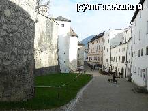 [P07] Interiorul Fortaretei Hohensalzburg » foto by decebal12345
 - 
<span class="allrVoted glyphicon glyphicon-heart hidden" id="av40123"></span>
<a class="m-l-10 hidden" id="sv40123" onclick="voting_Foto_DelVot(,40123,464)" role="button">șterge vot <span class="glyphicon glyphicon-remove"></span></a>
<a id="v940123" class=" c-red"  onclick="voting_Foto_SetVot(40123)" role="button"><span class="glyphicon glyphicon-heart-empty"></span> <b>LIKE</b> = Votează poza</a> <img class="hidden"  id="f40123W9" src="/imagini/loader.gif" border="0" /><span class="AjErrMes hidden" id="e40123ErM"></span>