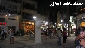 [P08] Hersonissos seara » foto by ariella
 - 
<span class="allrVoted glyphicon glyphicon-heart hidden" id="av442138"></span>
<a class="m-l-10 hidden" id="sv442138" onclick="voting_Foto_DelVot(,442138,481)" role="button">șterge vot <span class="glyphicon glyphicon-remove"></span></a>
<a id="v9442138" class=" c-red"  onclick="voting_Foto_SetVot(442138)" role="button"><span class="glyphicon glyphicon-heart-empty"></span> <b>LIKE</b> = Votează poza</a> <img class="hidden"  id="f442138W9" src="/imagini/loader.gif" border="0" /><span class="AjErrMes hidden" id="e442138ErM"></span>