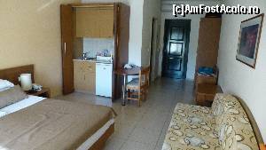 [P03] camera noastra adin 'Creta Palm' » foto by simon_niculae
 - 
<span class="allrVoted glyphicon glyphicon-heart hidden" id="av560267"></span>
<a class="m-l-10 hidden" id="sv560267" onclick="voting_Foto_DelVot(,560267,481)" role="button">șterge vot <span class="glyphicon glyphicon-remove"></span></a>
<a id="v9560267" class=" c-red"  onclick="voting_Foto_SetVot(560267)" role="button"><span class="glyphicon glyphicon-heart-empty"></span> <b>LIKE</b> = Votează poza</a> <img class="hidden"  id="f560267W9" src="/imagini/loader.gif" border="0" /><span class="AjErrMes hidden" id="e560267ErM"></span>