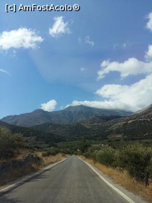 [P12] pe drumuri de munte spre Lasithi Plateau » foto by ioana74
 - 
<span class="allrVoted glyphicon glyphicon-heart hidden" id="av802253"></span>
<a class="m-l-10 hidden" id="sv802253" onclick="voting_Foto_DelVot(,802253,481)" role="button">șterge vot <span class="glyphicon glyphicon-remove"></span></a>
<a id="v9802253" class=" c-red"  onclick="voting_Foto_SetVot(802253)" role="button"><span class="glyphicon glyphicon-heart-empty"></span> <b>LIKE</b> = Votează poza</a> <img class="hidden"  id="f802253W9" src="/imagini/loader.gif" border="0" /><span class="AjErrMes hidden" id="e802253ErM"></span>