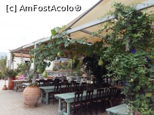 [P25] o mica taverna in curtea Eco Resort » foto by ioana74
 - 
<span class="allrVoted glyphicon glyphicon-heart hidden" id="av802266"></span>
<a class="m-l-10 hidden" id="sv802266" onclick="voting_Foto_DelVot(,802266,481)" role="button">șterge vot <span class="glyphicon glyphicon-remove"></span></a>
<a id="v9802266" class=" c-red"  onclick="voting_Foto_SetVot(802266)" role="button"><span class="glyphicon glyphicon-heart-empty"></span> <b>LIKE</b> = Votează poza</a> <img class="hidden"  id="f802266W9" src="/imagini/loader.gif" border="0" /><span class="AjErrMes hidden" id="e802266ErM"></span>