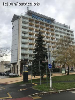 [P01] Novotel, Szeged » foto by krisstinna
 - 
<span class="allrVoted glyphicon glyphicon-heart hidden" id="av1132234"></span>
<a class="m-l-10 hidden" id="sv1132234" onclick="voting_Foto_DelVot(,1132234,490)" role="button">șterge vot <span class="glyphicon glyphicon-remove"></span></a>
<a id="v91132234" class=" c-red"  onclick="voting_Foto_SetVot(1132234)" role="button"><span class="glyphicon glyphicon-heart-empty"></span> <b>LIKE</b> = Votează poza</a> <img class="hidden"  id="f1132234W9" src="/imagini/loader.gif" border="0" /><span class="AjErrMes hidden" id="e1132234ErM"></span>