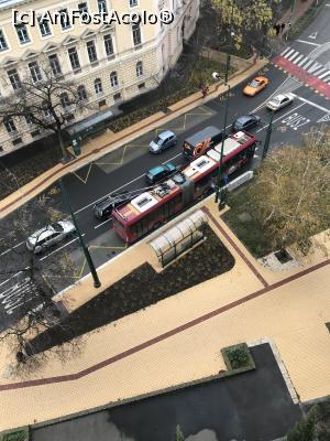 [P06] Stația de autobuz văzută din balcon » foto by krisstinna
 - 
<span class="allrVoted glyphicon glyphicon-heart hidden" id="av1132239"></span>
<a class="m-l-10 hidden" id="sv1132239" onclick="voting_Foto_DelVot(,1132239,490)" role="button">șterge vot <span class="glyphicon glyphicon-remove"></span></a>
<a id="v91132239" class=" c-red"  onclick="voting_Foto_SetVot(1132239)" role="button"><span class="glyphicon glyphicon-heart-empty"></span> <b>LIKE</b> = Votează poza</a> <img class="hidden"  id="f1132239W9" src="/imagini/loader.gif" border="0" /><span class="AjErrMes hidden" id="e1132239ErM"></span>