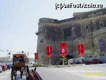 [P10] Malta - Valletta - Trăsură ,,City Sightseeing Tour’’ » foto by popescu.borsa*
 - 
<span class="allrVoted glyphicon glyphicon-heart hidden" id="av167436"></span>
<a class="m-l-10 hidden" id="sv167436" onclick="voting_Foto_DelVot(,167436,556)" role="button">șterge vot <span class="glyphicon glyphicon-remove"></span></a>
<a id="v9167436" class=" c-red"  onclick="voting_Foto_SetVot(167436)" role="button"><span class="glyphicon glyphicon-heart-empty"></span> <b>LIKE</b> = Votează poza</a> <img class="hidden"  id="f167436W9" src="/imagini/loader.gif" border="0" /><span class="AjErrMes hidden" id="e167436ErM"></span>