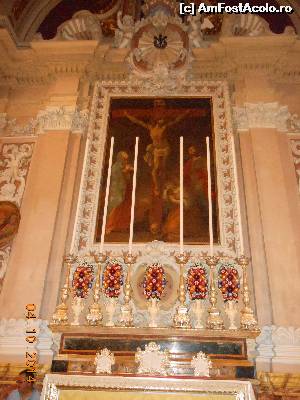 [P12] Festa la Gudja - Biserica din Gudja, interior. » foto by iulianic
 - 
<span class="allrVoted glyphicon glyphicon-heart hidden" id="av566562"></span>
<a class="m-l-10 hidden" id="sv566562" onclick="voting_Foto_DelVot(,566562,557)" role="button">șterge vot <span class="glyphicon glyphicon-remove"></span></a>
<a id="v9566562" class=" c-red"  onclick="voting_Foto_SetVot(566562)" role="button"><span class="glyphicon glyphicon-heart-empty"></span> <b>LIKE</b> = Votează poza</a> <img class="hidden"  id="f566562W9" src="/imagini/loader.gif" border="0" /><span class="AjErrMes hidden" id="e566562ErM"></span>