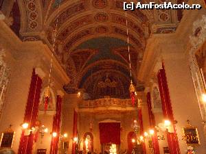 [P14] Festa la Gudja - Biserica din Gudja, interior.  » foto by iulianic
 - 
<span class="allrVoted glyphicon glyphicon-heart hidden" id="av566564"></span>
<a class="m-l-10 hidden" id="sv566564" onclick="voting_Foto_DelVot(,566564,557)" role="button">șterge vot <span class="glyphicon glyphicon-remove"></span></a>
<a id="v9566564" class=" c-red"  onclick="voting_Foto_SetVot(566564)" role="button"><span class="glyphicon glyphicon-heart-empty"></span> <b>LIKE</b> = Votează poza</a> <img class="hidden"  id="f566564W9" src="/imagini/loader.gif" border="0" /><span class="AjErrMes hidden" id="e566564ErM"></span>