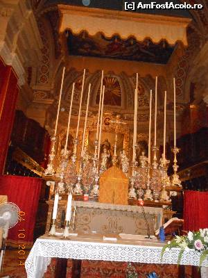 [P15] Festa la Gudja - Biserica din Gudja, interior.  » foto by iulianic
 - 
<span class="allrVoted glyphicon glyphicon-heart hidden" id="av566565"></span>
<a class="m-l-10 hidden" id="sv566565" onclick="voting_Foto_DelVot(,566565,557)" role="button">șterge vot <span class="glyphicon glyphicon-remove"></span></a>
<a id="v9566565" class=" c-red"  onclick="voting_Foto_SetVot(566565)" role="button"><span class="glyphicon glyphicon-heart-empty"></span> <b>LIKE</b> = Votează poza</a> <img class="hidden"  id="f566565W9" src="/imagini/loader.gif" border="0" /><span class="AjErrMes hidden" id="e566565ErM"></span>