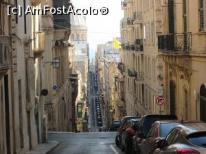 [P03] Strazi in Valletta » foto by DumDum
 - 
<span class="allrVoted glyphicon glyphicon-heart hidden" id="av787949"></span>
<a class="m-l-10 hidden" id="sv787949" onclick="voting_Foto_DelVot(,787949,557)" role="button">șterge vot <span class="glyphicon glyphicon-remove"></span></a>
<a id="v9787949" class=" c-red"  onclick="voting_Foto_SetVot(787949)" role="button"><span class="glyphicon glyphicon-heart-empty"></span> <b>LIKE</b> = Votează poza</a> <img class="hidden"  id="f787949W9" src="/imagini/loader.gif" border="0" /><span class="AjErrMes hidden" id="e787949ErM"></span>