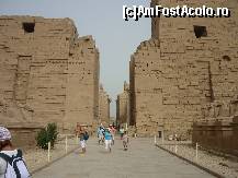 [P21] Intrarea in templul de la Karnak se face printr-o alee delimitata de sfinxi » foto by zpedro*
 - 
<span class="allrVoted glyphicon glyphicon-heart hidden" id="av79533"></span>
<a class="m-l-10 hidden" id="sv79533" onclick="voting_Foto_DelVot(,79533,566)" role="button">șterge vot <span class="glyphicon glyphicon-remove"></span></a>
<a id="v979533" class=" c-red"  onclick="voting_Foto_SetVot(79533)" role="button"><span class="glyphicon glyphicon-heart-empty"></span> <b>LIKE</b> = Votează poza</a> <img class="hidden"  id="f79533W9" src="/imagini/loader.gif" border="0" /><span class="AjErrMes hidden" id="e79533ErM"></span>