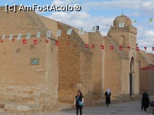 [P18] Kairouan - Marea Moschee Sidi Aqba fondată de Oqba Ibn Nafi.  » foto by iulianic
 - 
<span class="allrVoted glyphicon glyphicon-heart hidden" id="av1078157"></span>
<a class="m-l-10 hidden" id="sv1078157" onclick="voting_Foto_DelVot(,1078157,658)" role="button">șterge vot <span class="glyphicon glyphicon-remove"></span></a>
<a id="v91078157" class=" c-red"  onclick="voting_Foto_SetVot(1078157)" role="button"><span class="glyphicon glyphicon-heart-empty"></span> <b>LIKE</b> = Votează poza</a> <img class="hidden"  id="f1078157W9" src="/imagini/loader.gif" border="0" /><span class="AjErrMes hidden" id="e1078157ErM"></span>