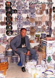 [P04] Ceramică tunisiană, avem și noi in multe zone ale țării, cea mai cunoscută la Horezu. Cea tunisiană este mai colorată.  » foto by gettutza
 - 
<span class="allrVoted glyphicon glyphicon-heart hidden" id="av384024"></span>
<a class="m-l-10 hidden" id="sv384024" onclick="voting_Foto_DelVot(,384024,658)" role="button">șterge vot <span class="glyphicon glyphicon-remove"></span></a>
<a id="v9384024" class=" c-red"  onclick="voting_Foto_SetVot(384024)" role="button"><span class="glyphicon glyphicon-heart-empty"></span> <b>LIKE</b> = Votează poza</a> <img class="hidden"  id="f384024W9" src="/imagini/loader.gif" border="0" /><span class="AjErrMes hidden" id="e384024ErM"></span>