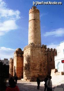 [P05] Moschee în Sousse.  » foto by gettutza
 - 
<span class="allrVoted glyphicon glyphicon-heart hidden" id="av384027"></span>
<a class="m-l-10 hidden" id="sv384027" onclick="voting_Foto_DelVot(,384027,658)" role="button">șterge vot <span class="glyphicon glyphicon-remove"></span></a>
<a id="v9384027" class=" c-red"  onclick="voting_Foto_SetVot(384027)" role="button"><span class="glyphicon glyphicon-heart-empty"></span> <b>LIKE</b> = Votează poza</a> <img class="hidden"  id="f384027W9" src="/imagini/loader.gif" border="0" /><span class="AjErrMes hidden" id="e384027ErM"></span>
