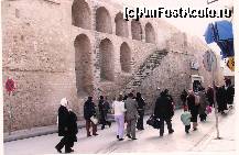 [P07] Zidurile fortăreții care se află în mijlocul vechii medine. Construită în sec. al IX-lea.  » foto by gettutza
 - 
<span class="allrVoted glyphicon glyphicon-heart hidden" id="av384036"></span>
<a class="m-l-10 hidden" id="sv384036" onclick="voting_Foto_DelVot(,384036,658)" role="button">șterge vot <span class="glyphicon glyphicon-remove"></span></a>
<a id="v9384036" class=" c-red"  onclick="voting_Foto_SetVot(384036)" role="button"><span class="glyphicon glyphicon-heart-empty"></span> <b>LIKE</b> = Votează poza</a> <img class="hidden"  id="f384036W9" src="/imagini/loader.gif" border="0" /><span class="AjErrMes hidden" id="e384036ErM"></span>