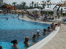 [P04] gimnastica in apa in foecare dimineatza » foto by Jovanna
 - 
<span class="allrVoted glyphicon glyphicon-heart hidden" id="av3239"></span>
<a class="m-l-10 hidden" id="sv3239" onclick="voting_Foto_DelVot(,3239,68)" role="button">șterge vot <span class="glyphicon glyphicon-remove"></span></a>
<a id="v93239" class=" c-red"  onclick="voting_Foto_SetVot(3239)" role="button"><span class="glyphicon glyphicon-heart-empty"></span> <b>LIKE</b> = Votează poza</a> <img class="hidden"  id="f3239W9" src="/imagini/loader.gif" border="0" /><span class="AjErrMes hidden" id="e3239ErM"></span>