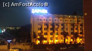 [P04] Corpul principal al hotelului, vazut de pe pasarela peste autostrada » foto by 4ndrei
 - 
<span class="allrVoted glyphicon glyphicon-heart hidden" id="av888372"></span>
<a class="m-l-10 hidden" id="sv888372" onclick="voting_Foto_DelVot(,888372,68)" role="button">șterge vot <span class="glyphicon glyphicon-remove"></span></a>
<a id="v9888372" class=" c-red"  onclick="voting_Foto_SetVot(888372)" role="button"><span class="glyphicon glyphicon-heart-empty"></span> <b>LIKE</b> = Votează poza</a> <img class="hidden"  id="f888372W9" src="/imagini/loader.gif" border="0" /><span class="AjErrMes hidden" id="e888372ErM"></span>