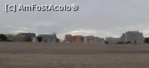 [P18] Plaja în zona Orfeu-Savoy » foto by Rofri
 - 
<span class="allrVoted glyphicon glyphicon-heart hidden" id="av1239104"></span>
<a class="m-l-10 hidden" id="sv1239104" onclick="voting_Foto_DelVot(,1239104,766)" role="button">șterge vot <span class="glyphicon glyphicon-remove"></span></a>
<a id="v91239104" class=" c-red"  onclick="voting_Foto_SetVot(1239104)" role="button"><span class="glyphicon glyphicon-heart-empty"></span> <b>LIKE</b> = Votează poza</a> <img class="hidden"  id="f1239104W9" src="/imagini/loader.gif" border="0" /><span class="AjErrMes hidden" id="e1239104ErM"></span>