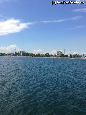 [P01] vedere de pe pontonul din mamaia » foto by bartaiomu
 - 
<span class="allrVoted glyphicon glyphicon-heart hidden" id="av555231"></span>
<a class="m-l-10 hidden" id="sv555231" onclick="voting_Foto_DelVot(,555231,766)" role="button">șterge vot <span class="glyphicon glyphicon-remove"></span></a>
<a id="v9555231" class=" c-red"  onclick="voting_Foto_SetVot(555231)" role="button"><span class="glyphicon glyphicon-heart-empty"></span> <b>LIKE</b> = Votează poza</a> <img class="hidden"  id="f555231W9" src="/imagini/loader.gif" border="0" /><span class="AjErrMes hidden" id="e555231ErM"></span>