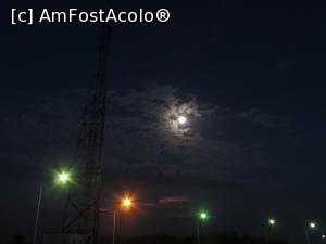 [P01] Puțin după ora 06.00 a. m. - luna veghează deasupra autostrăzii.  » foto by tata123 🔱
 - 
<span class="allrVoted glyphicon glyphicon-heart hidden" id="av791429"></span>
<a class="m-l-10 hidden" id="sv791429" onclick="voting_Foto_DelVot(,791429,766)" role="button">șterge vot <span class="glyphicon glyphicon-remove"></span></a>
<a id="v9791429" class=" c-red"  onclick="voting_Foto_SetVot(791429)" role="button"><span class="glyphicon glyphicon-heart-empty"></span> <b>LIKE</b> = Votează poza</a> <img class="hidden"  id="f791429W9" src="/imagini/loader.gif" border="0" /><span class="AjErrMes hidden" id="e791429ErM"></span>