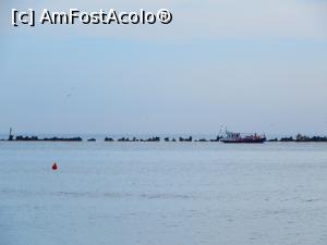 [P07] Vaporașul Tomis își începe cursele în larg - stațiunea Mamaia.  » foto by tata123 🔱
 - 
<span class="allrVoted glyphicon glyphicon-heart hidden" id="av791435"></span>
<a class="m-l-10 hidden" id="sv791435" onclick="voting_Foto_DelVot(,791435,766)" role="button">șterge vot <span class="glyphicon glyphicon-remove"></span></a>
<a id="v9791435" class=" c-red"  onclick="voting_Foto_SetVot(791435)" role="button"><span class="glyphicon glyphicon-heart-empty"></span> <b>LIKE</b> = Votează poza</a> <img class="hidden"  id="f791435W9" src="/imagini/loader.gif" border="0" /><span class="AjErrMes hidden" id="e791435ErM"></span>