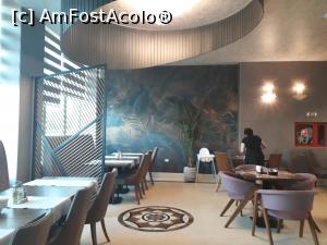 [P23] Hotel Malibu Mamaia. Un colt din restaurant.  » foto by Floria
 - 
<span class="allrVoted glyphicon glyphicon-heart hidden" id="av1115772"></span>
<a class="m-l-10 hidden" id="sv1115772" onclick="voting_Foto_DelVot(,1115772,767)" role="button">șterge vot <span class="glyphicon glyphicon-remove"></span></a>
<a id="v91115772" class=" c-red"  onclick="voting_Foto_SetVot(1115772)" role="button"><span class="glyphicon glyphicon-heart-empty"></span> <b>LIKE</b> = Votează poza</a> <img class="hidden"  id="f1115772W9" src="/imagini/loader.gif" border="0" /><span class="AjErrMes hidden" id="e1115772ErM"></span>