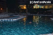 [P01] Piscina, noaptea la 10. Liberaaaaa, la mare.... » foto by MCM
 - 
<span class="allrVoted glyphicon glyphicon-heart hidden" id="av333878"></span>
<a class="m-l-10 hidden" id="sv333878" onclick="voting_Foto_DelVot(,333878,775)" role="button">șterge vot <span class="glyphicon glyphicon-remove"></span></a>
<a id="v9333878" class=" c-red"  onclick="voting_Foto_SetVot(333878)" role="button"><span class="glyphicon glyphicon-heart-empty"></span> <b>LIKE</b> = Votează poza</a> <img class="hidden"  id="f333878W9" src="/imagini/loader.gif" border="0" /><span class="AjErrMes hidden" id="e333878ErM"></span>